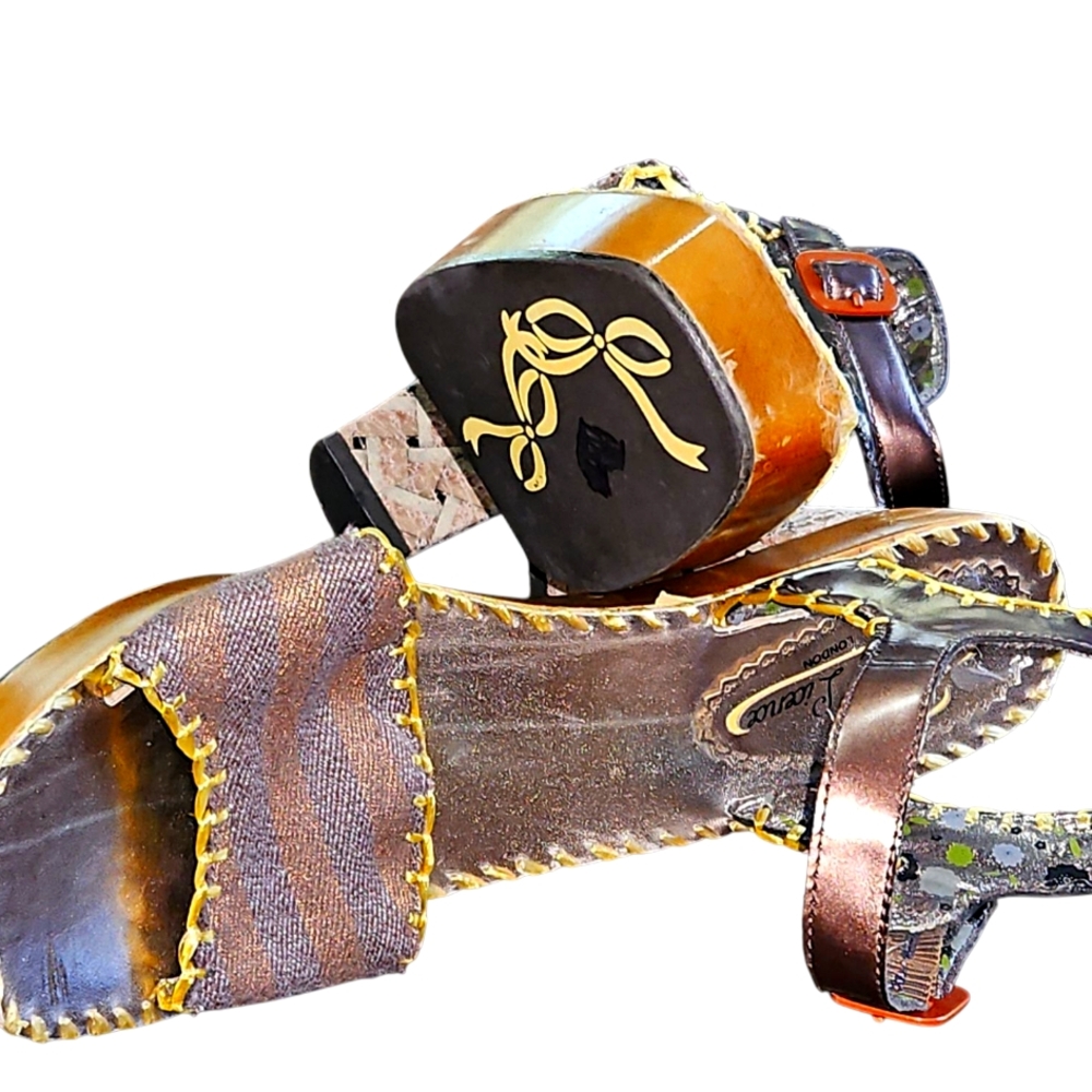 Poetic Licenoe Brown and Gold Metalic With Stripe Accent 4'' Heel Wraped. 39.5/8